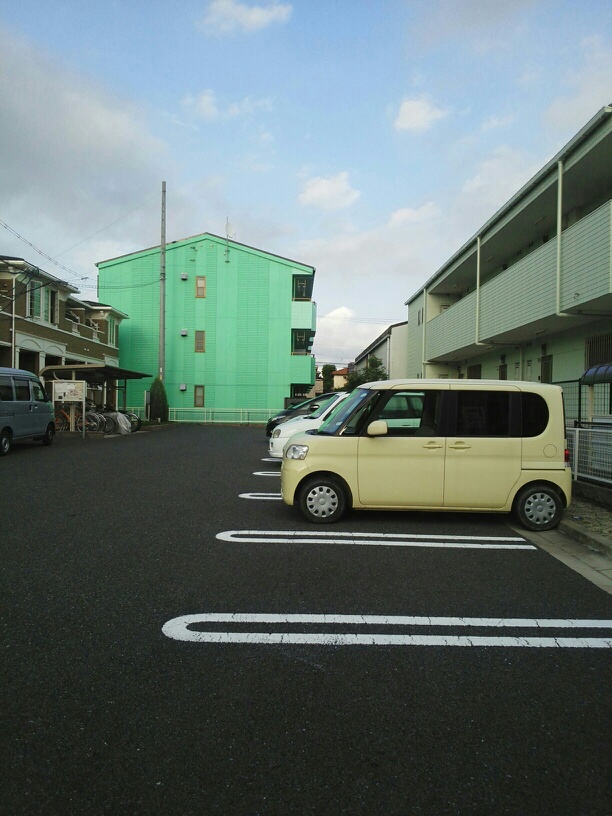 サンロードⅡ 駐車場