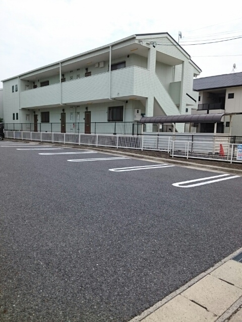 サンロードⅡ 駐車場