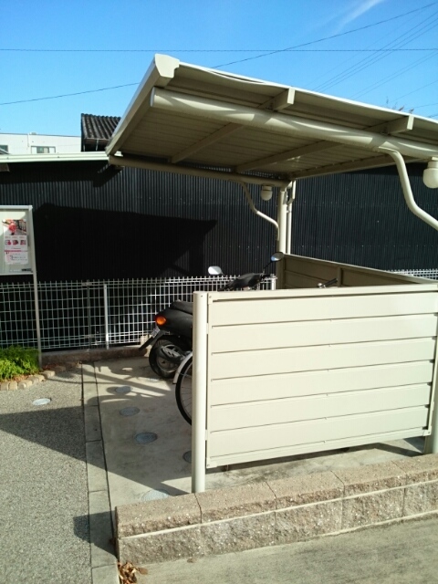 サングレイス港 その他設備