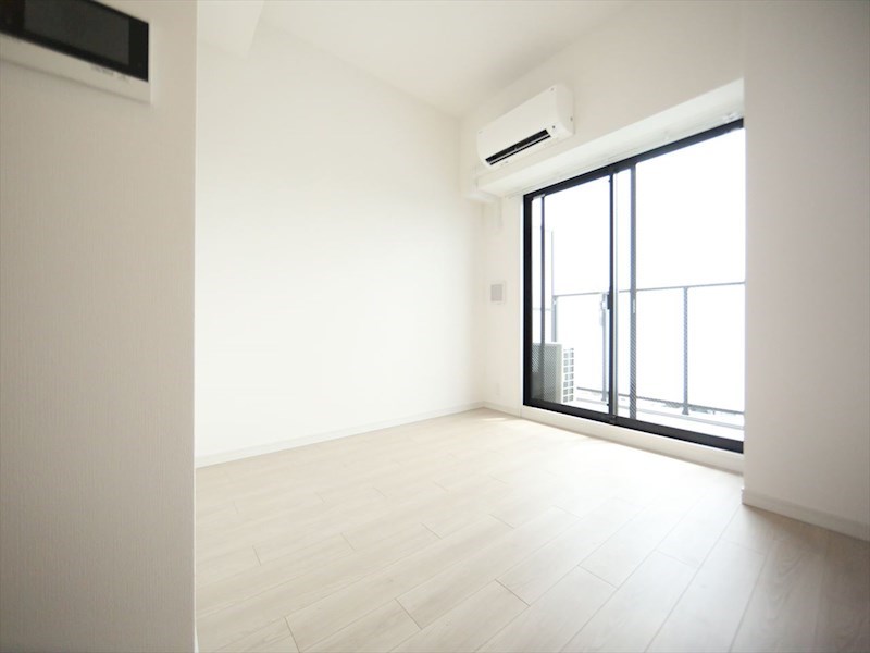 Ｓ－ＲＥＳＩＤＥＮＣＥ上前津Ｓｏｕｔｈ 洋室6.5帖　エアコン完備　クローゼット付　バルコニー