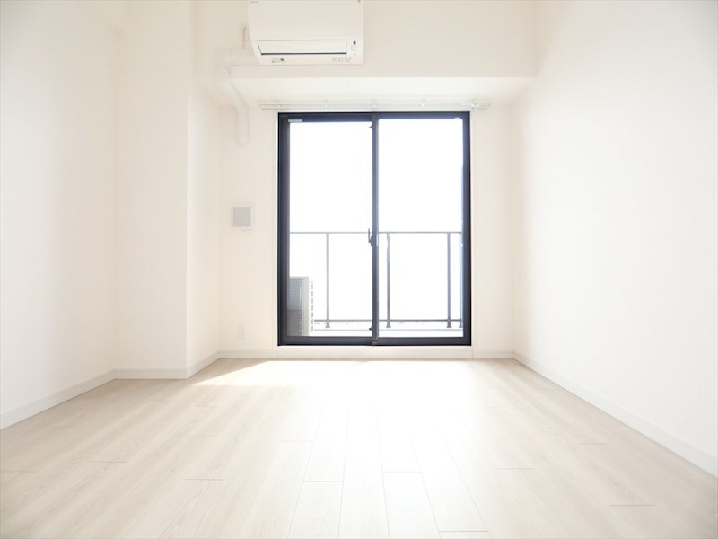 Ｓ－ＲＥＳＩＤＥＮＣＥ上前津Ｓｏｕｔｈ 洋室6.6帖　エアコン完備　クローゼット付　バルコニー