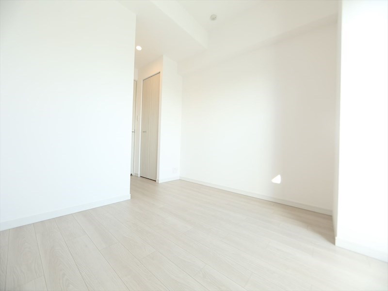 Ｓ－ＲＥＳＩＤＥＮＣＥ上前津Ｓｏｕｔｈ 洋室6.5帖　クローゼット付（収納充実してます）