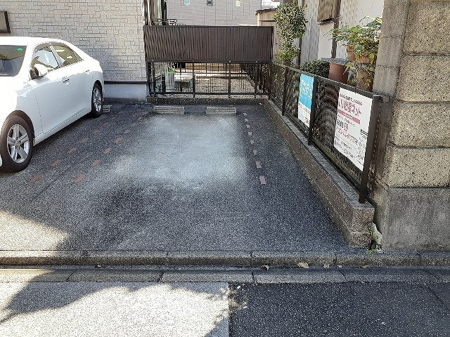 カーサセレーノ 駐車場