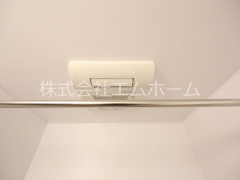 ハーモニーテラス上石川町Ⅳ 浴室暖房乾燥機付バスルーム　同仕様写真