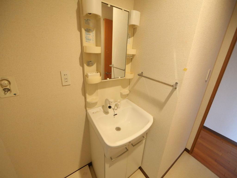 パラシオ 脱衣所　独立洗面台（シャンプードレッサー）