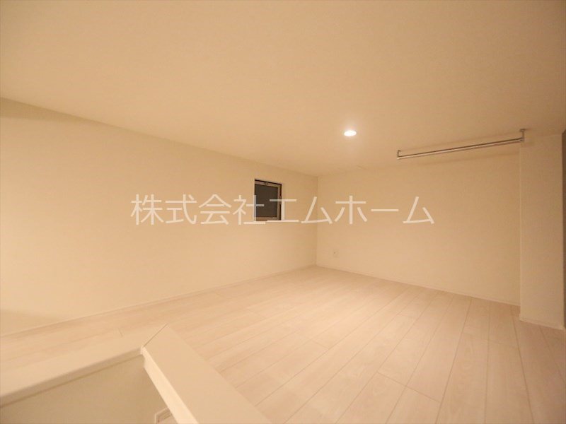パークシティ新瑞橋 上段ロフト6帖（収納としてもお部屋としても使えます）同型写真