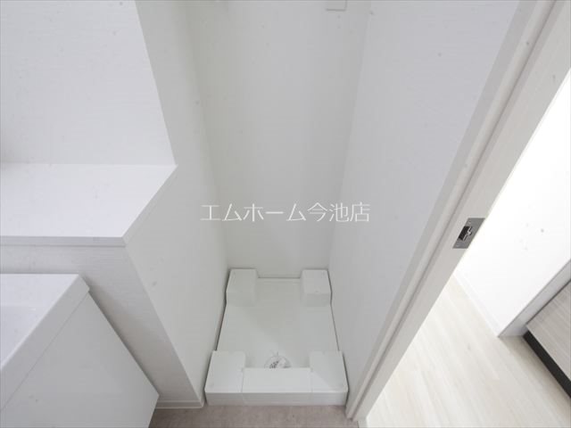 MX-IV 室内洗濯機置き場