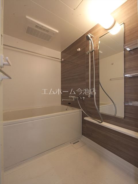 MX-IV 浴室暖房乾燥機能付バス