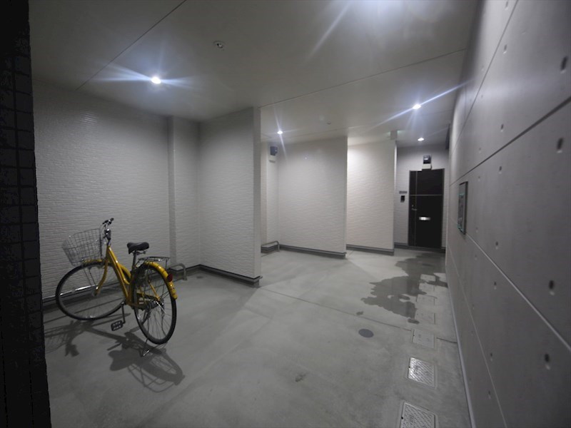 ブライトコート 屋根付き駐輪場