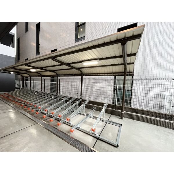 S-RESIDENCE丸の内駅前North 屋根付き駐輪場