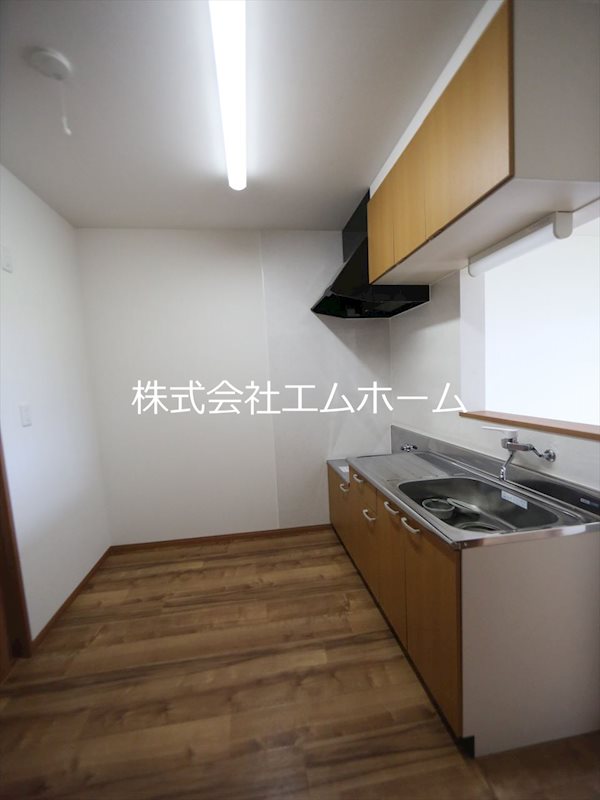 プレミール明和町 キッチン（ガス2口コンログリル設置可）カウンターキッチン