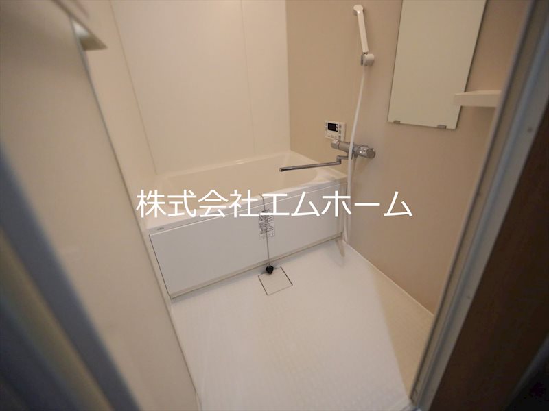 プレミール明和町 追い焚き　オートバス機能付バスルーム