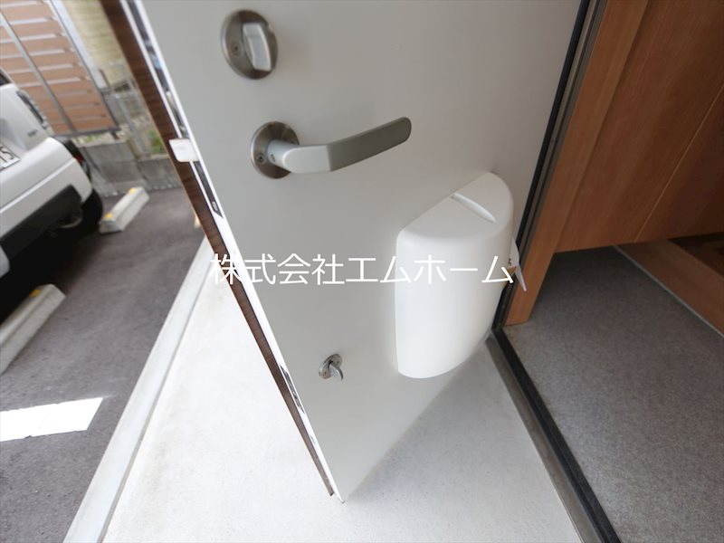 プレミール明和町 玄関　ディンプルダブルロックキー