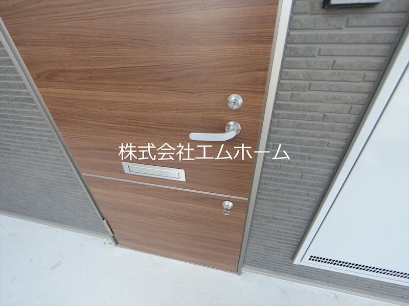 プレミール明和町 玄関　ディンプルダブルロックキー
