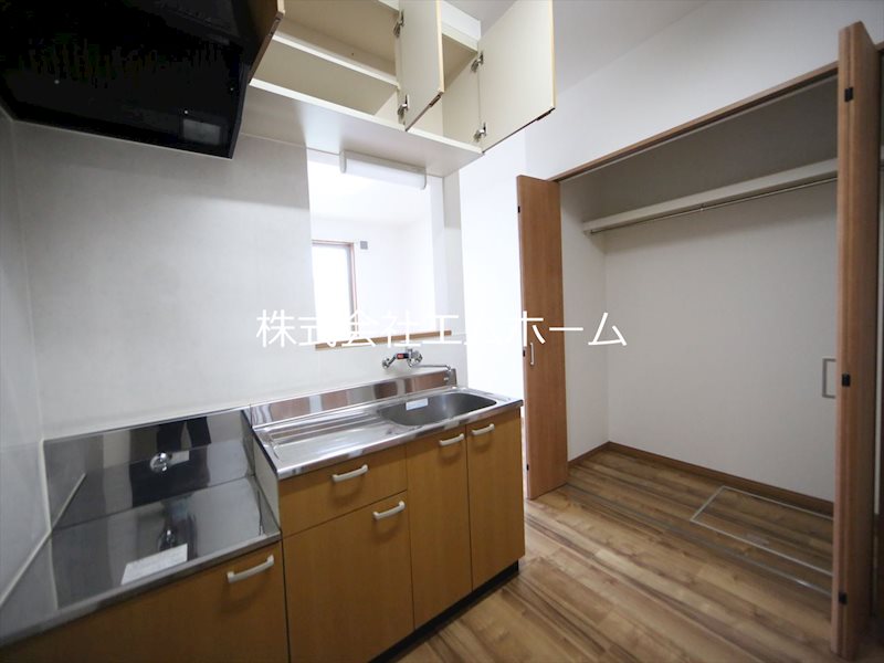 プレミール明和町 クローゼット付（収納充実してます）