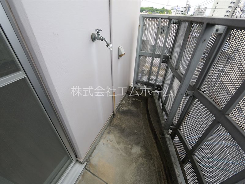 アキュラパークサイド須賀町 室外洗濯機置き場
