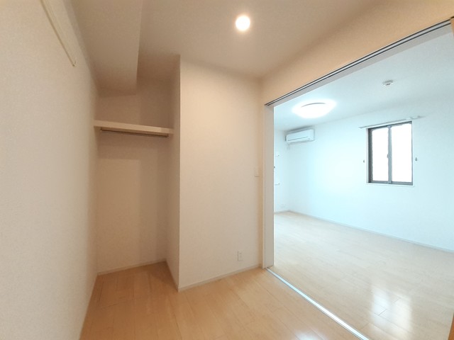 プレミアージュ城西 収納
