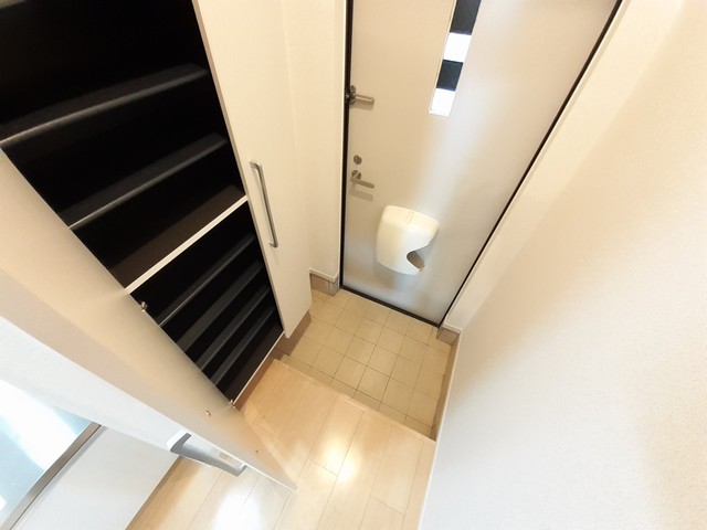 プレミアージュ城西 玄関