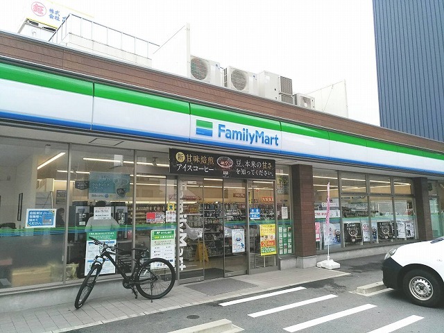 Ｓａｋｕｒａ　ビベンテ ファミリーマートまで200m