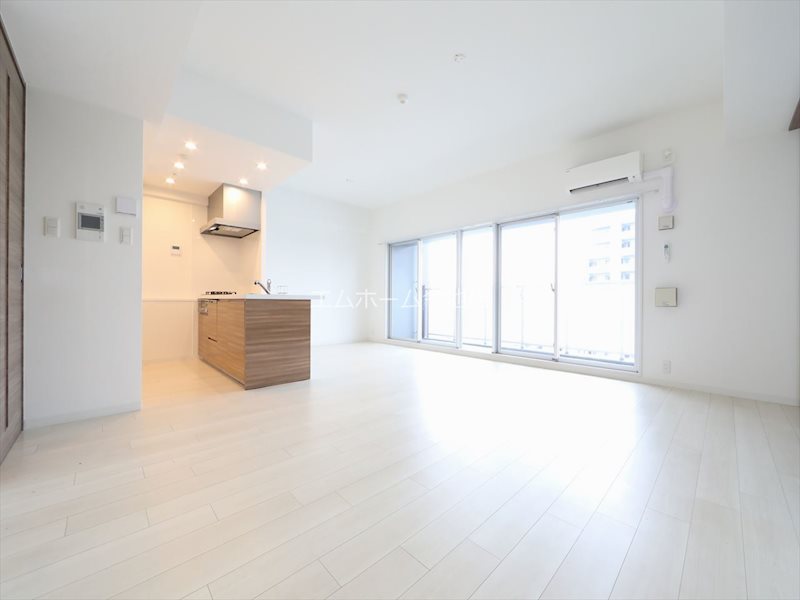 S-RESIDENCE本郷Ⅱ LDK18.2帖　エアコン付カウンターキッチン南向バスコニー