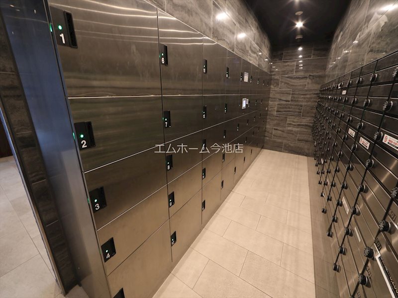 S-RESIDENCE本郷Ⅱ 宅配BOX