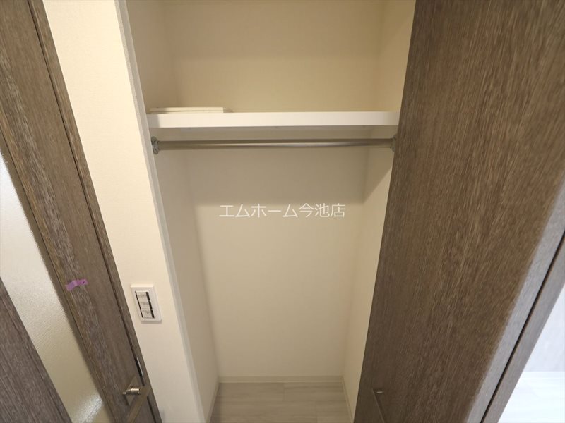 プレサンス広小路通今池 クローゼット（収納充実しています）
