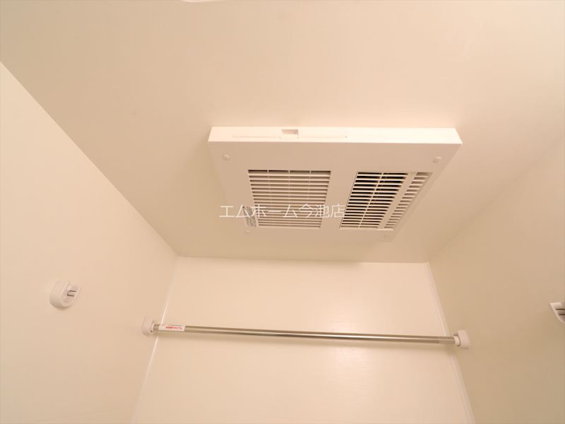 プレサンス広小路通今池 浴室暖房乾燥機能付バス