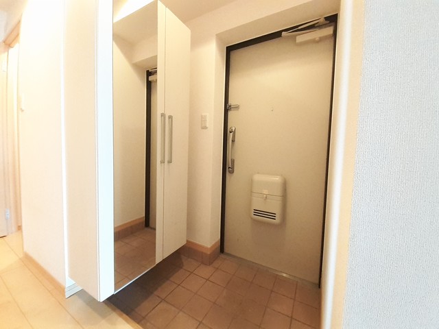 Ｓａｋｕｒａ　ビベンテ 玄関