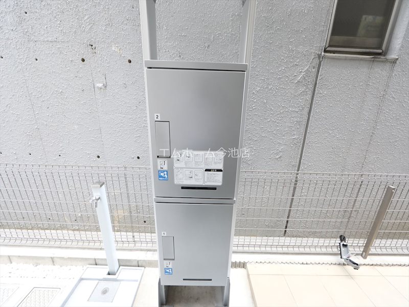 ルミナーレ 宅配BOX完備