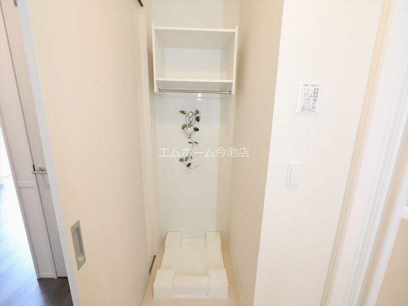 ソレイユ　A 室内洗濯機置き場