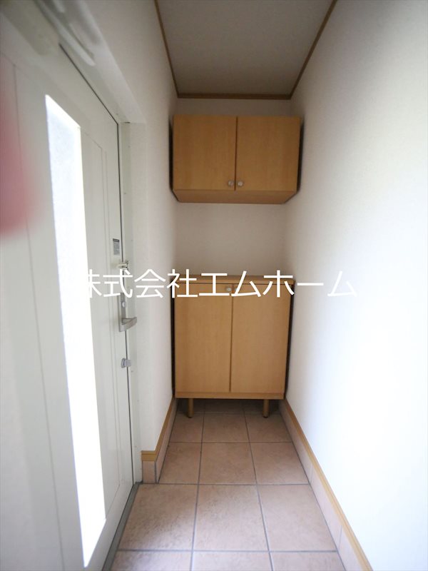 プラッサムコート多屋 玄関　シューズボックス付（収納充実してます）