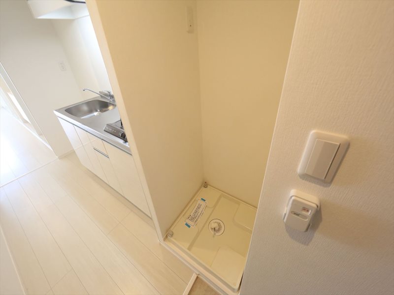 OHANA栄生 室内洗濯機置き場