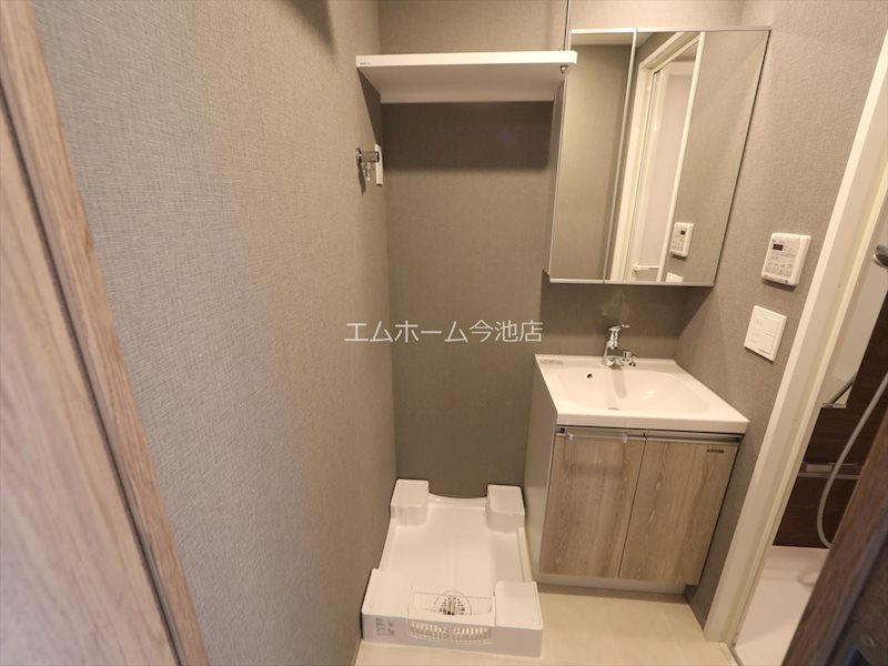 メイクス新栄 室内洗濯機置き場