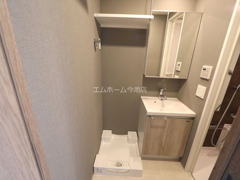 メイクス新栄 室内洗濯機置き場