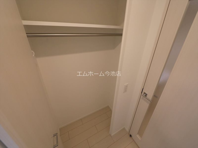メイクス新栄 クローゼット（収納充実しています）