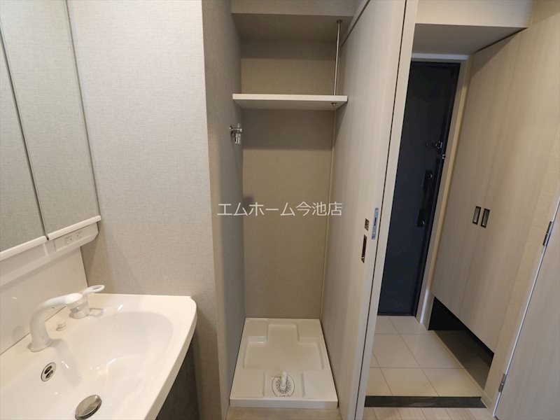プレイズシード御器所イースト 室内洗濯機置き場
