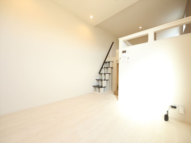 Ｔ－ＲｅｓｉｄｅｎｃｅIII 洋室5.1帖　ロフト6.6帖（寝室にも使えます）　同仕様写真