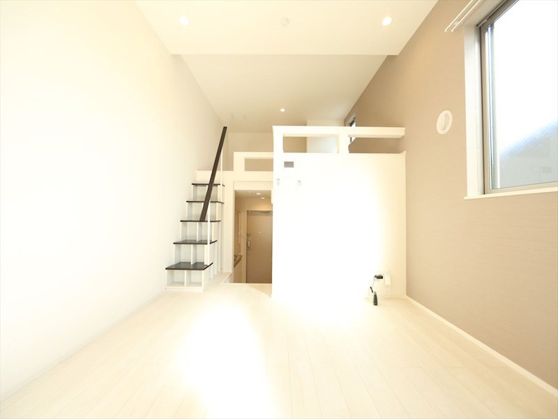 Ｔ－ＲｅｓｉｄｅｎｃｅIII 洋室5.1帖　ロフト6.6帖（寝室にも使えます）　同仕様写真
