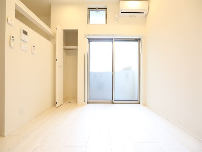 Ｔ－ＲｅｓｉｄｅｎｃｅIII 洋室6.2帖　ロフト6.3帖（寝室にも使えます）　同仕様写真
