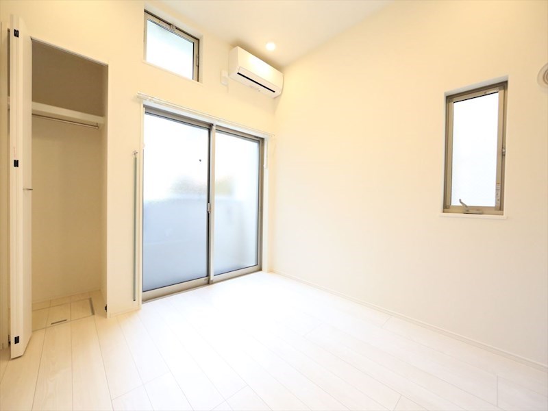 Ｔ－ＲｅｓｉｄｅｎｃｅIII 洋室6.2帖　ロフト6.3帖（寝室にも使えます）　同仕様写真