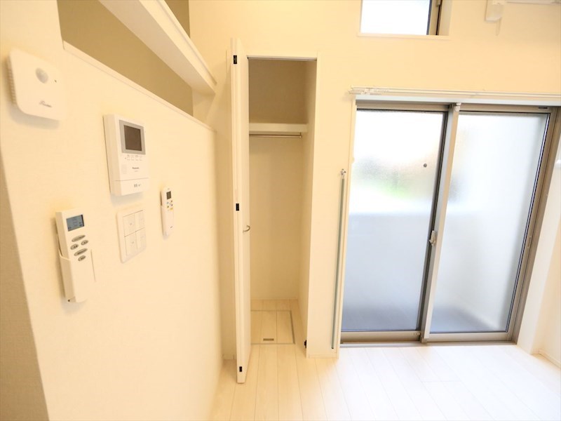 Ｔ－ＲｅｓｉｄｅｎｃｅIII クローゼット（収納充実してます）　同仕様写真