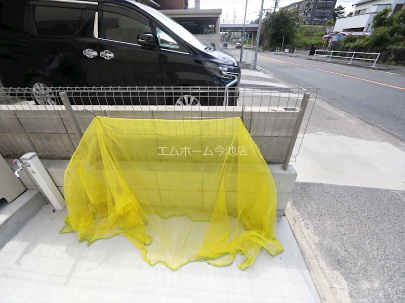 リーブルファイン本城町 敷地内ゴミ置き場