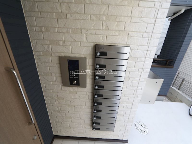 リーブルファイン本城町 オートロックTVモニターホン宅配BOX完備