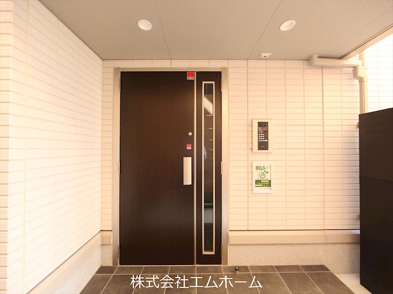 ベンティ明治 エントランス　オートロック完備