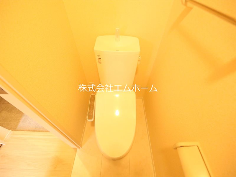 ベンティ明治 温水洗浄暖房便座付トイレ