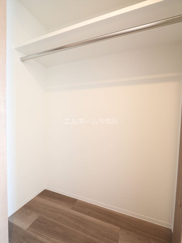 S-RESIDENCE勝川駅前 クローゼット（収納充実しています）