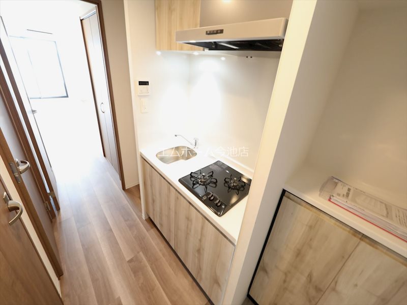 S-RESIDENCE勝川駅前 システムキッチン（ガス2口コンロ付）