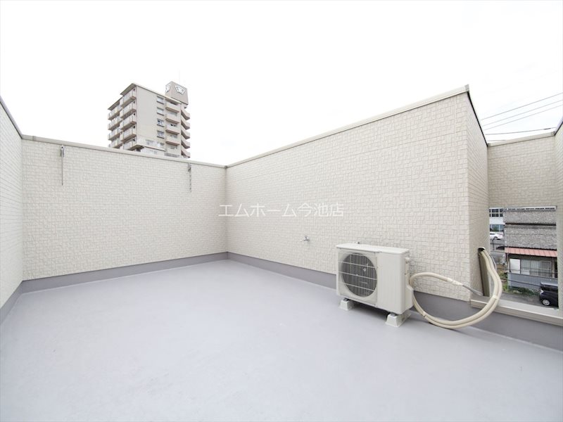 Grandtic Residence 堀田 ルーフバルコニー