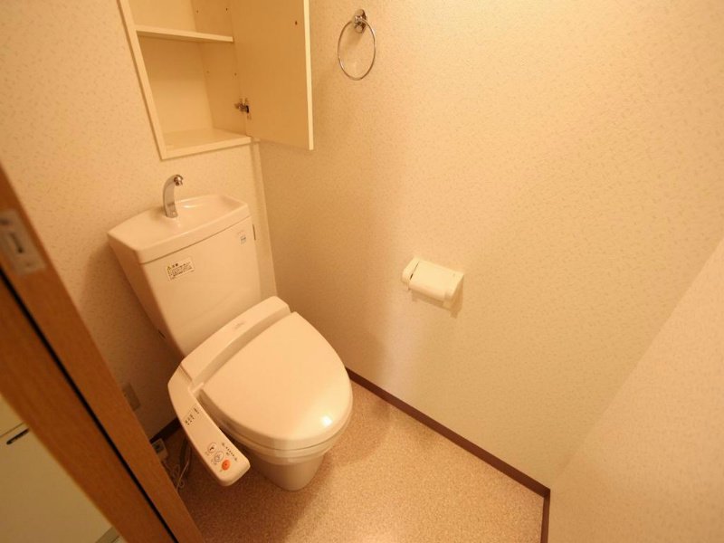 あいさきがけ 温水洗浄暖房便座付トイレ