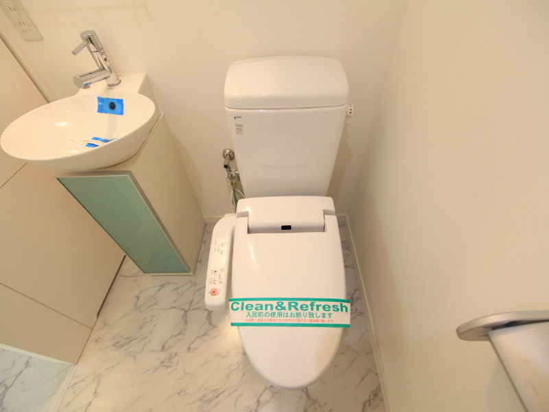 リヴシティ栄 温水洗浄暖房便座付トイレ